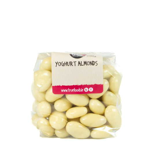Yoghurt Almonds 47418B Outer-6x250g / 5.05 / 6x250g